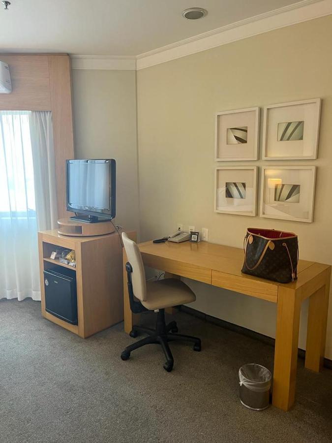Lindo Flat Ao Lado Do Aeroporto De Congonhas *
