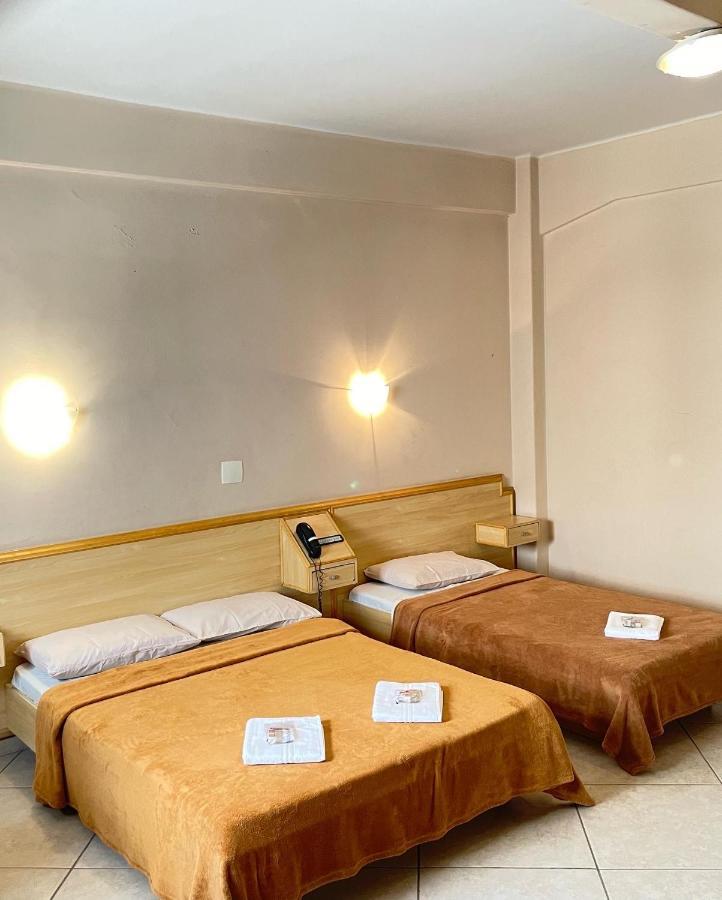Otel Paramount *