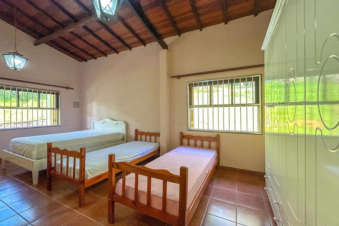 Incrivel Chacara C Churrasqueira Santa Isabel Sp Holiday home *
