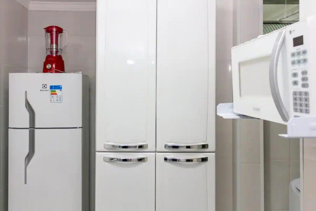 Apartment Ape 2