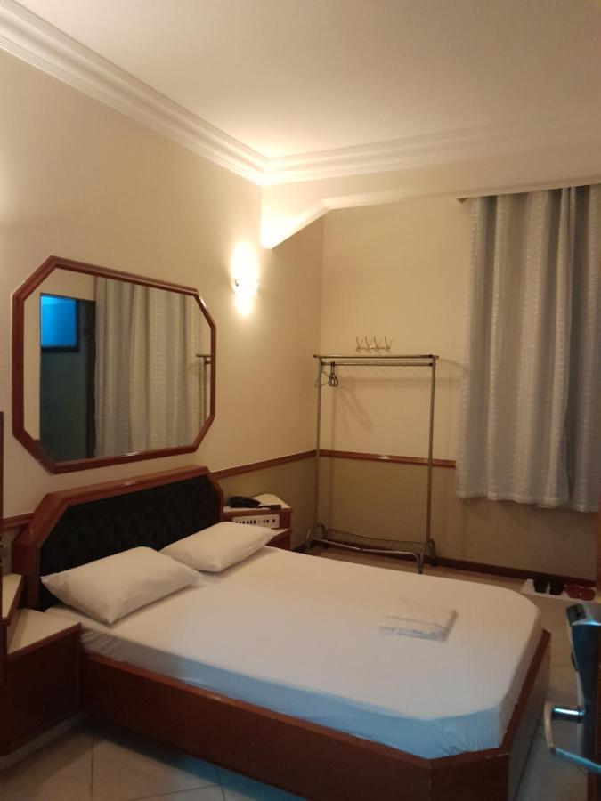 Paris 2* São Paulo