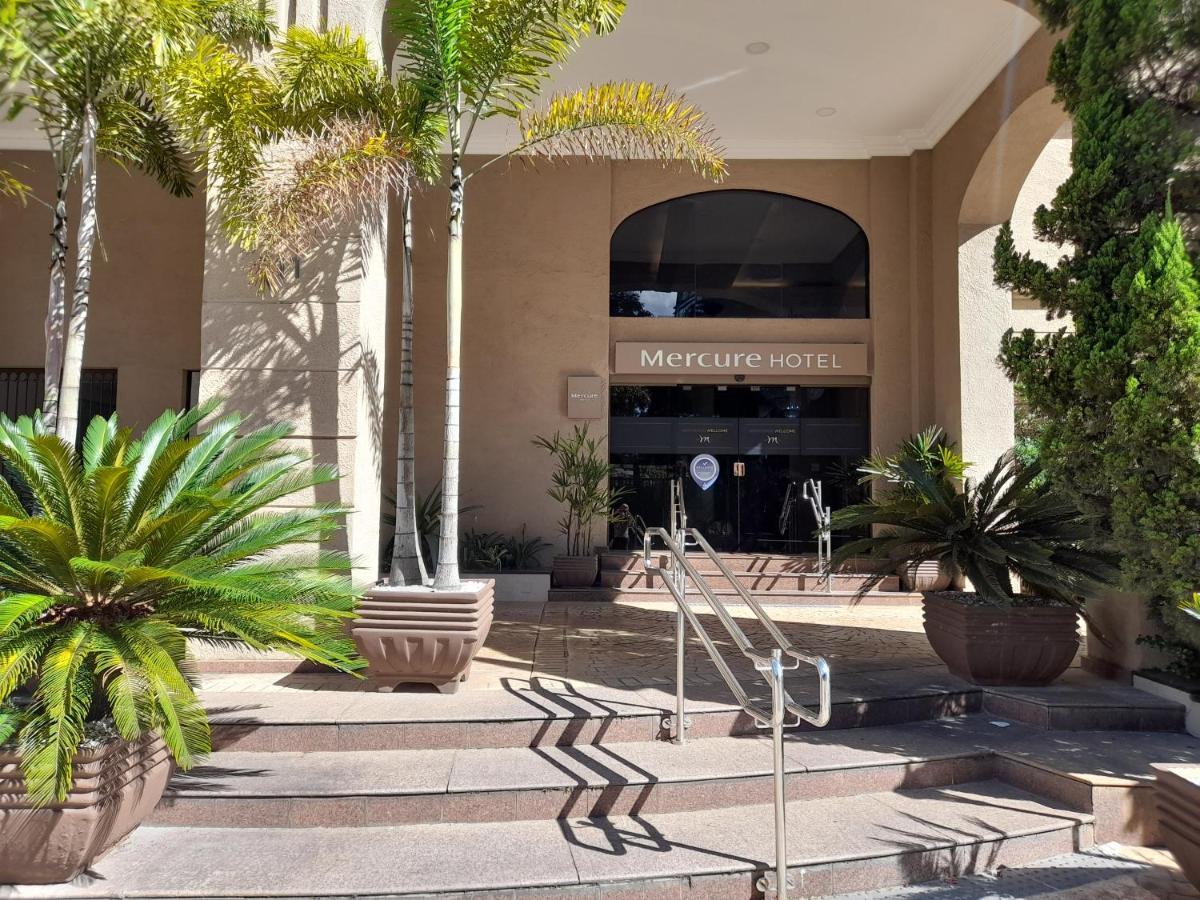 Incrivel Flat Proximo Shoppings Jk E Olimpia Sao Paulo