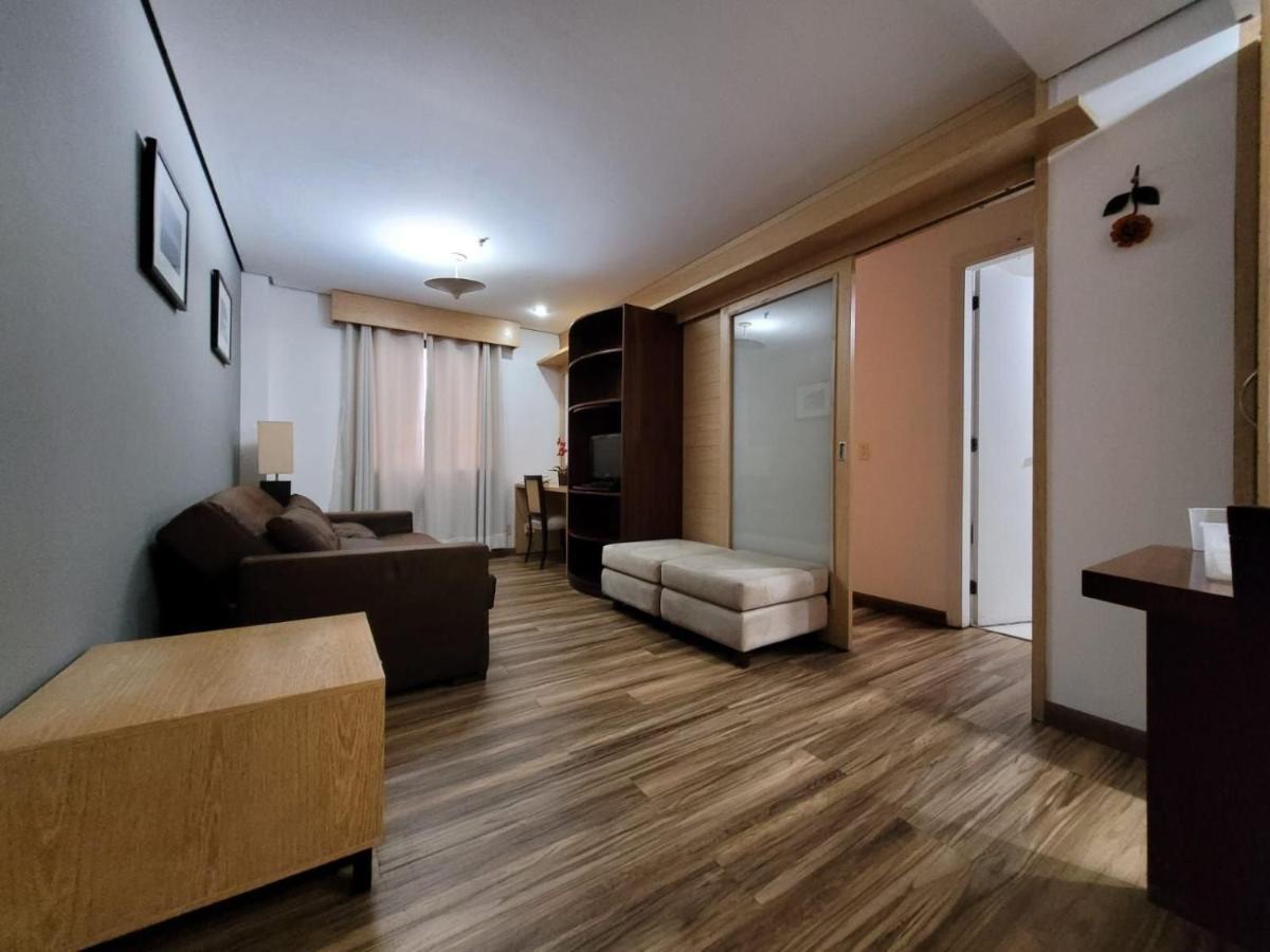 C/ Internet 100mb E Limpeza Diaria Hotel