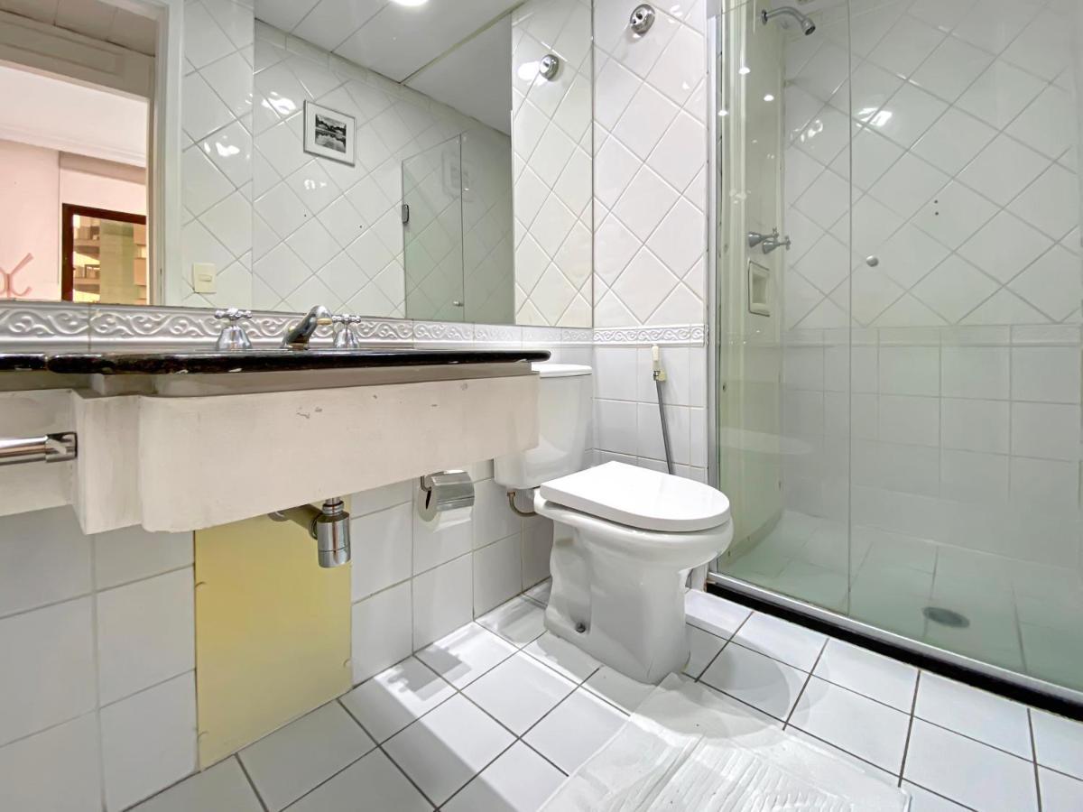 Hotel Com Piscina E Academia Na Gomes De Carvalho