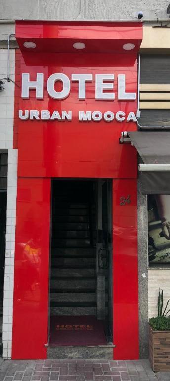 Hotel Urban *