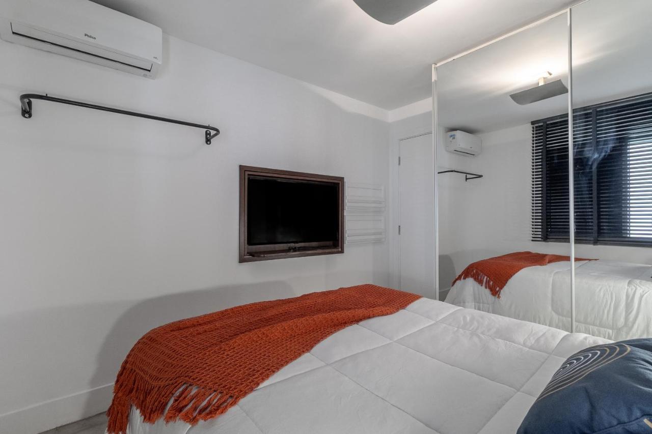 Akile Haddock Lobo Apartment *
