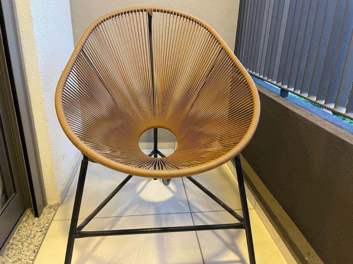 Apartemen Sky Poll 306 - Near Paulista Ave & Subways, Rooftop & Full Gym ! Short & Long Stay! Sao Paulo