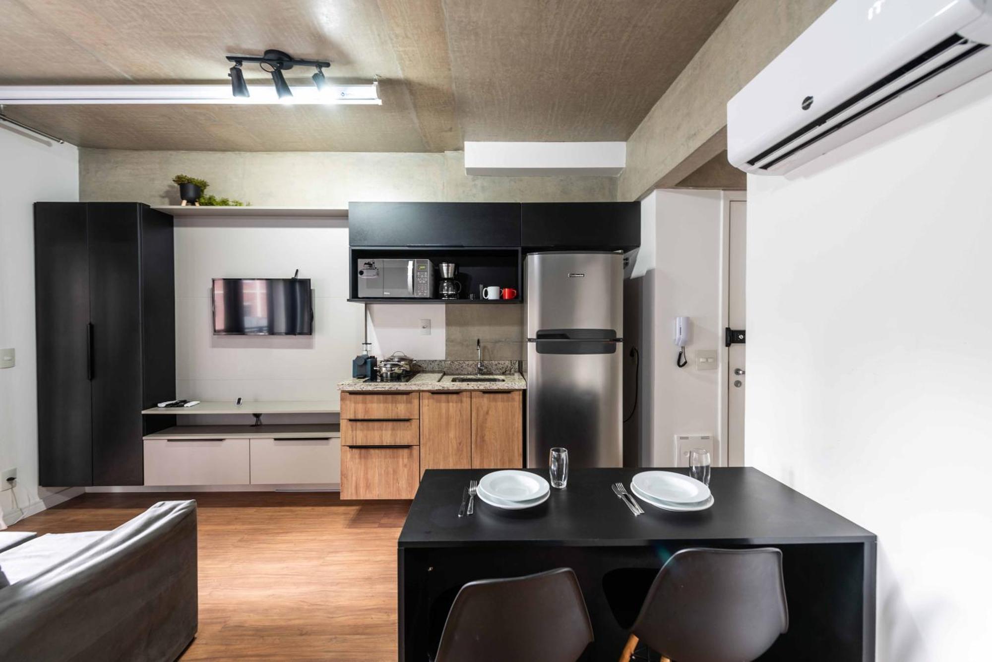Apartment 48 New W Movie Screen, Fast Wifi And Balcony São Paulo
