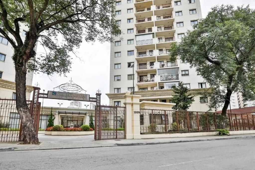 Flat 2 Quartos - Rua Alvorada 1009 * São Paulo