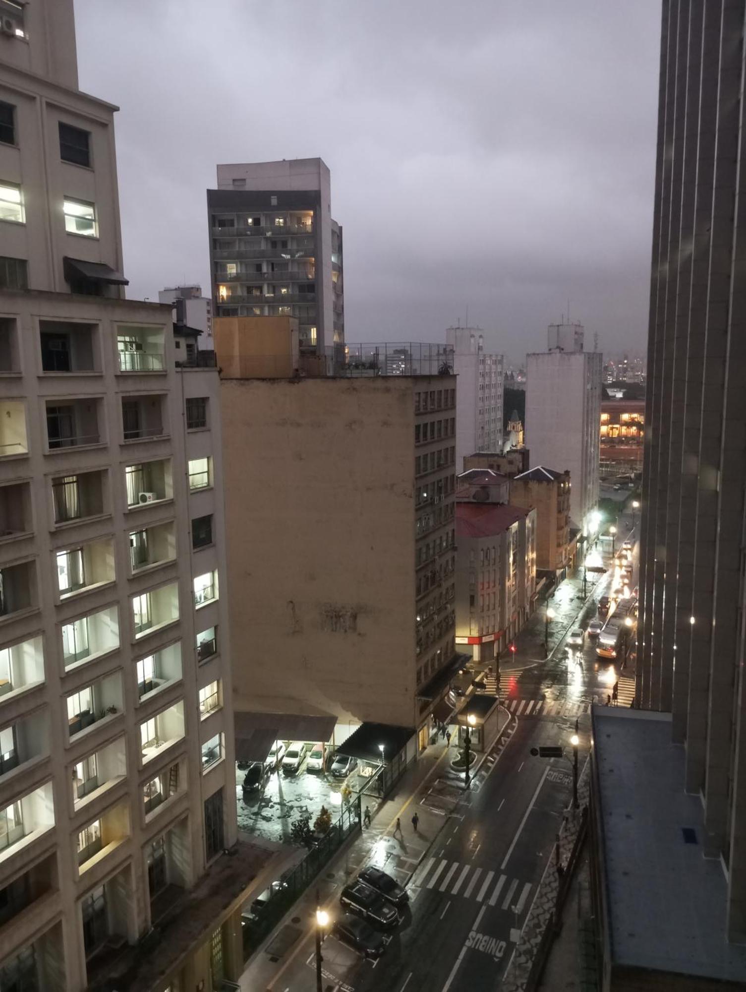 Studio M Proximo Da 25 De Marco, Bras E Santa Efigenia Piscina No Centro De Sp Ao Lado Do Metro Apartment *