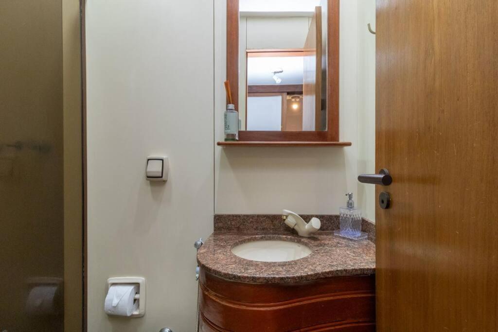 Apartmento Proximo Ibirapuera Park And Paulista Av Sao Paulo