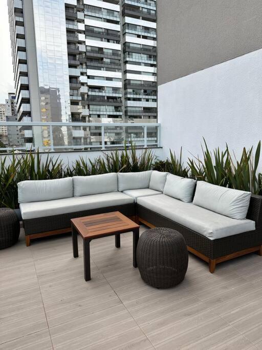 Decorado Com Sacada No Polo Cultural E Eventos Da De Apartemen Sao Paulo