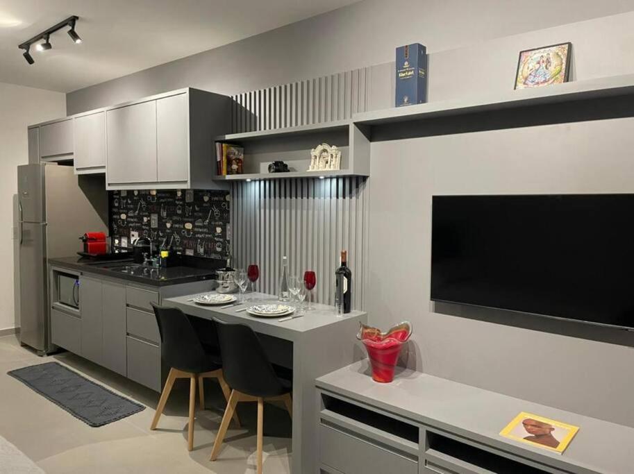 Studio704 Metro Brooklin Apartment *