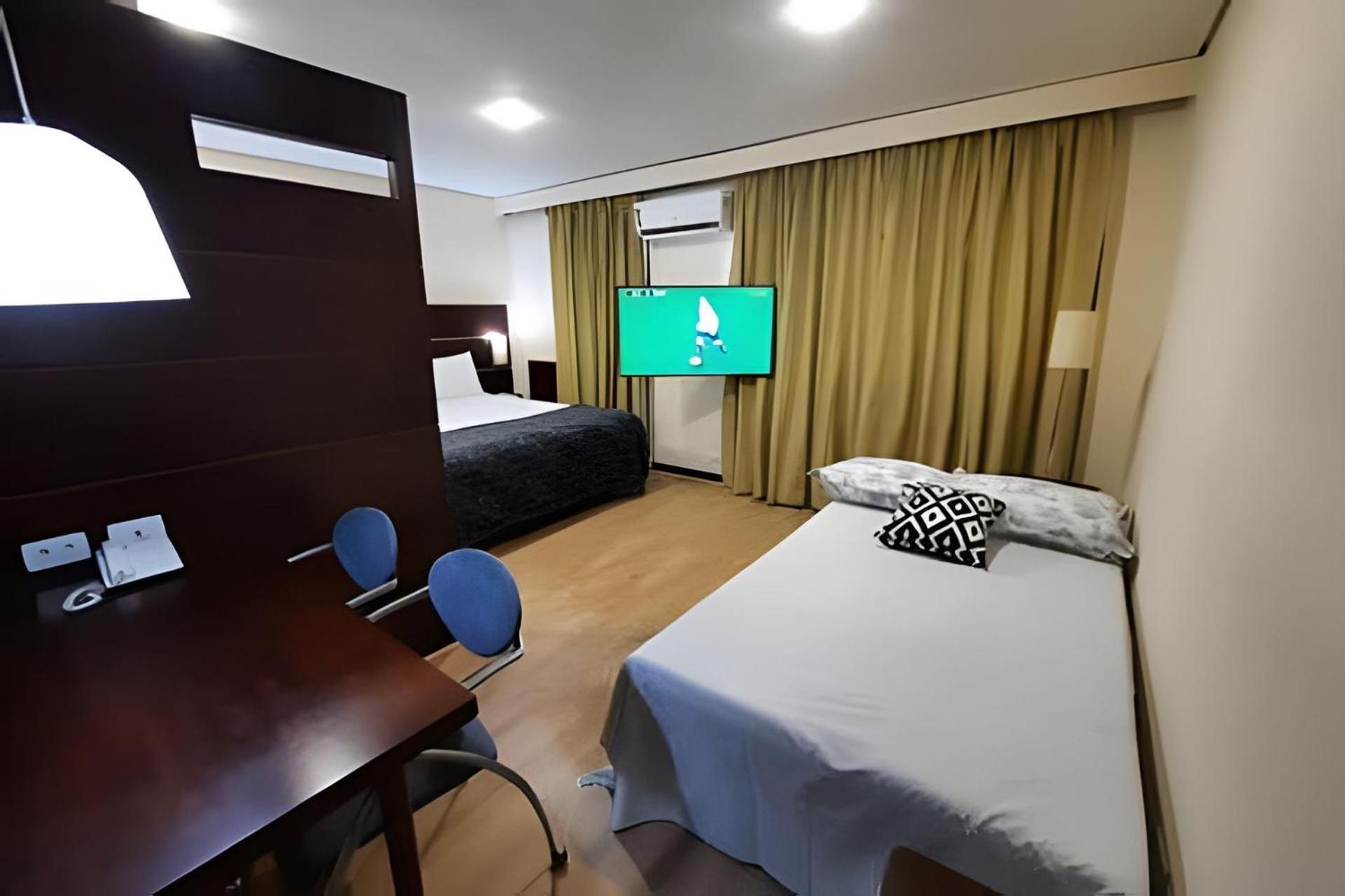 Flat Rua Americo Brasiliense 2163 Uh1208 Apartment