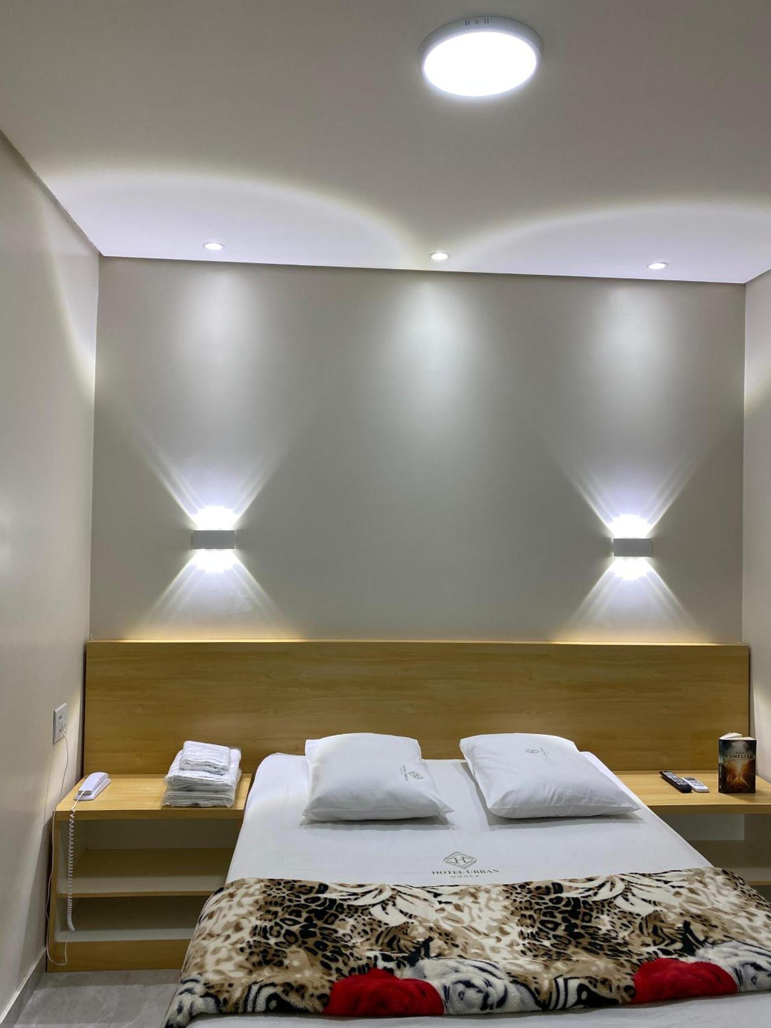 Hotel Urban *