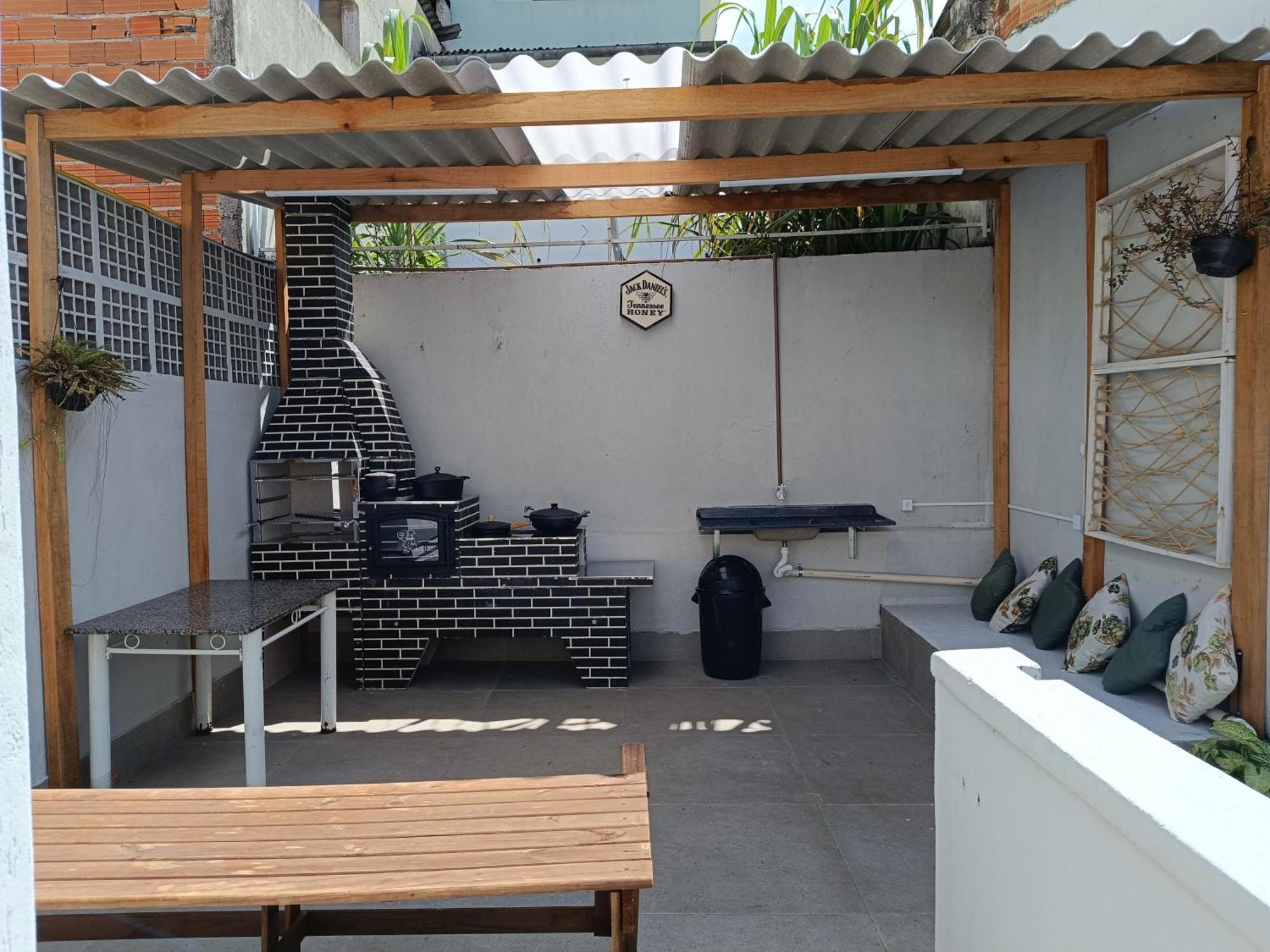 Da Vila, Masculino Guest house *
