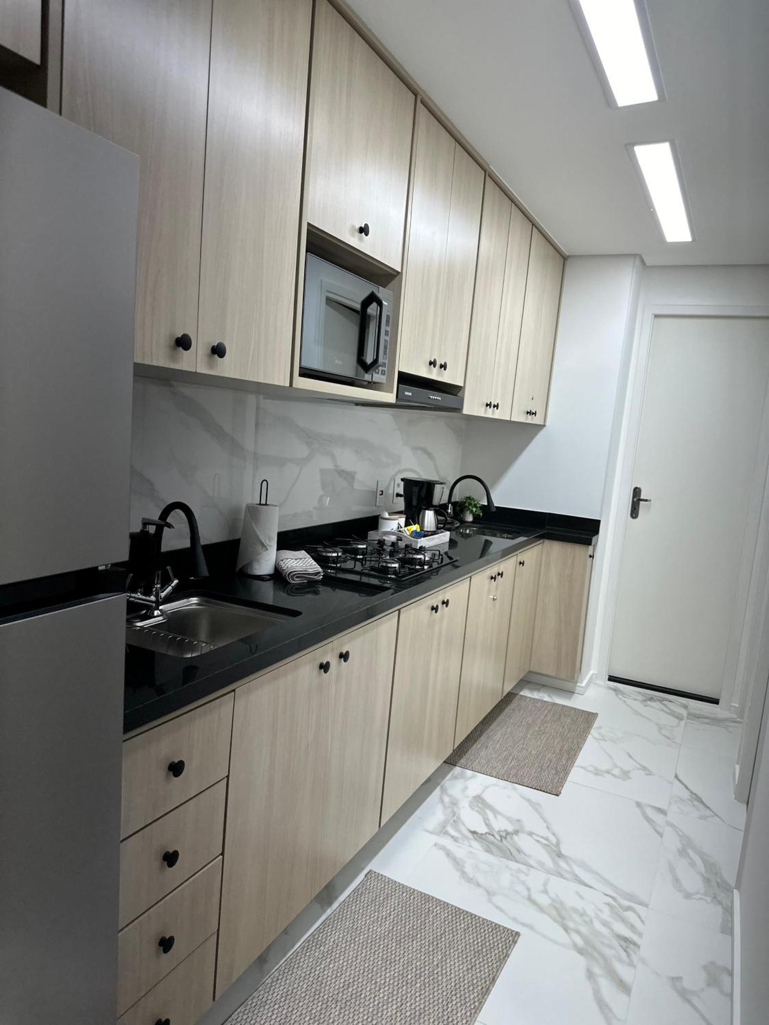 Apartemen Decorado Com Sacada No Polo Cultural E Eventos Da De *