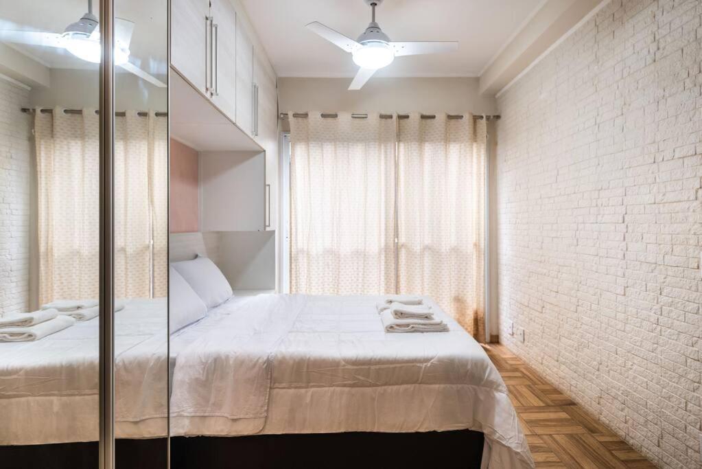 Consolacao/ Buarque Apartment