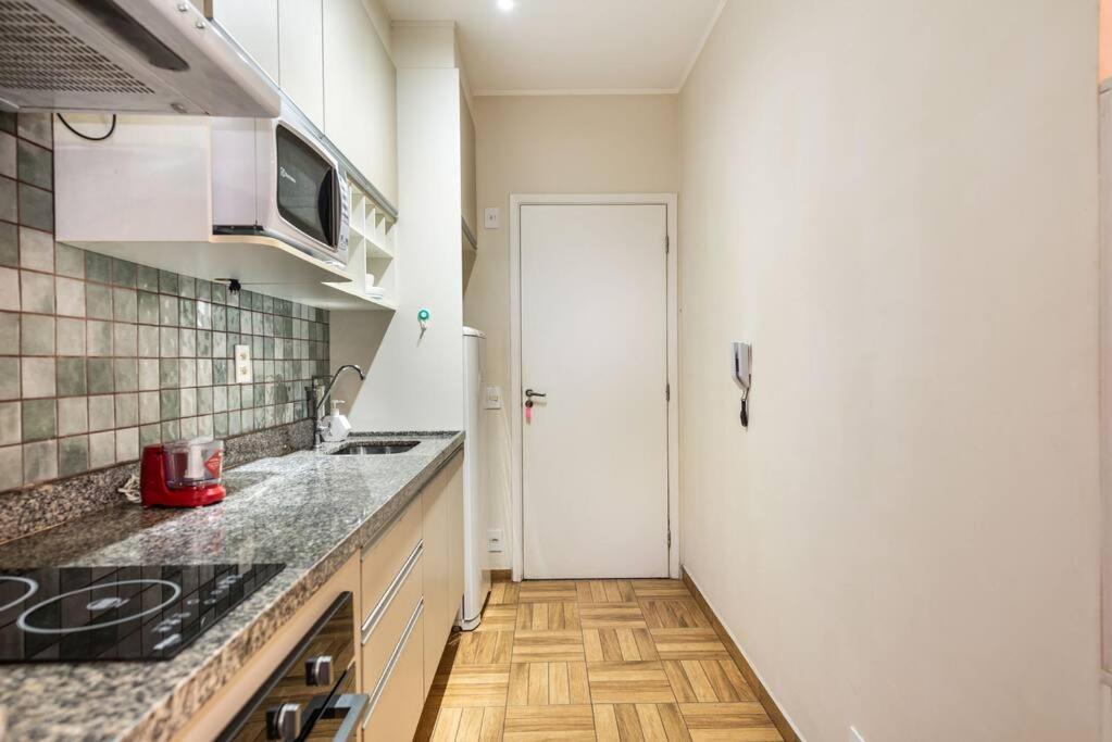 Consolacao/ Buarque Apartment