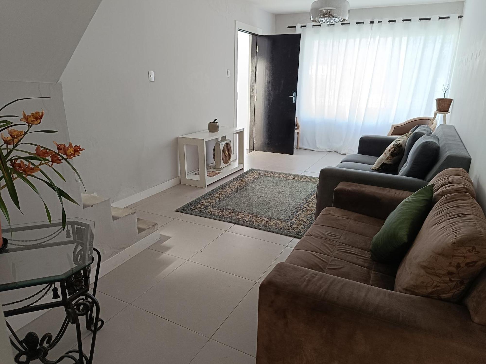 Da Vila, Casal Wisma tamu