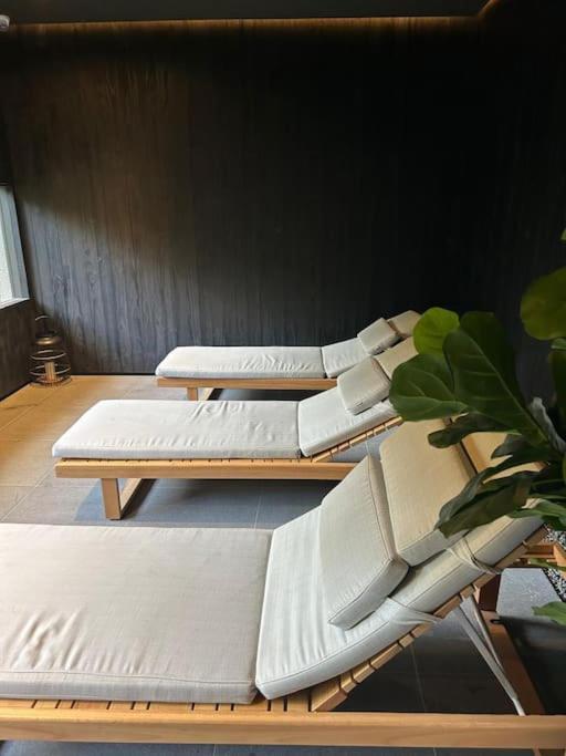 - Metro Republica Apartment *