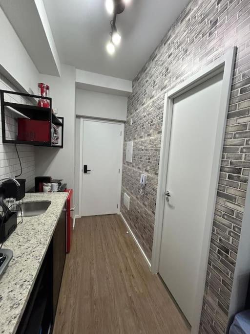 - Metro Republica Apartment *