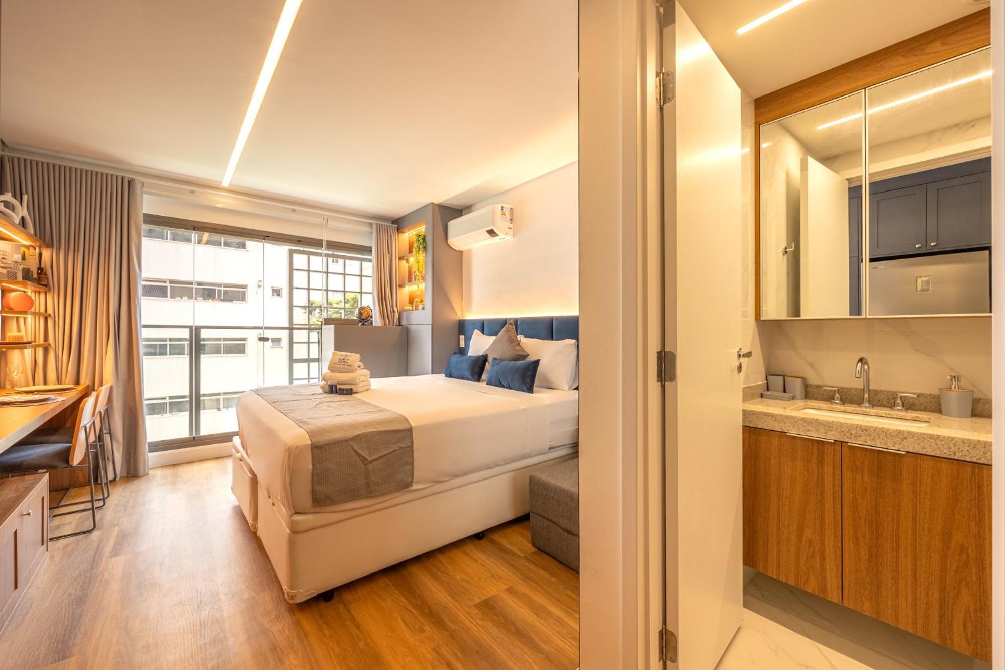 Apartemen Easy Star - Estiloso No Coracao Do Novo Booklin - He01i