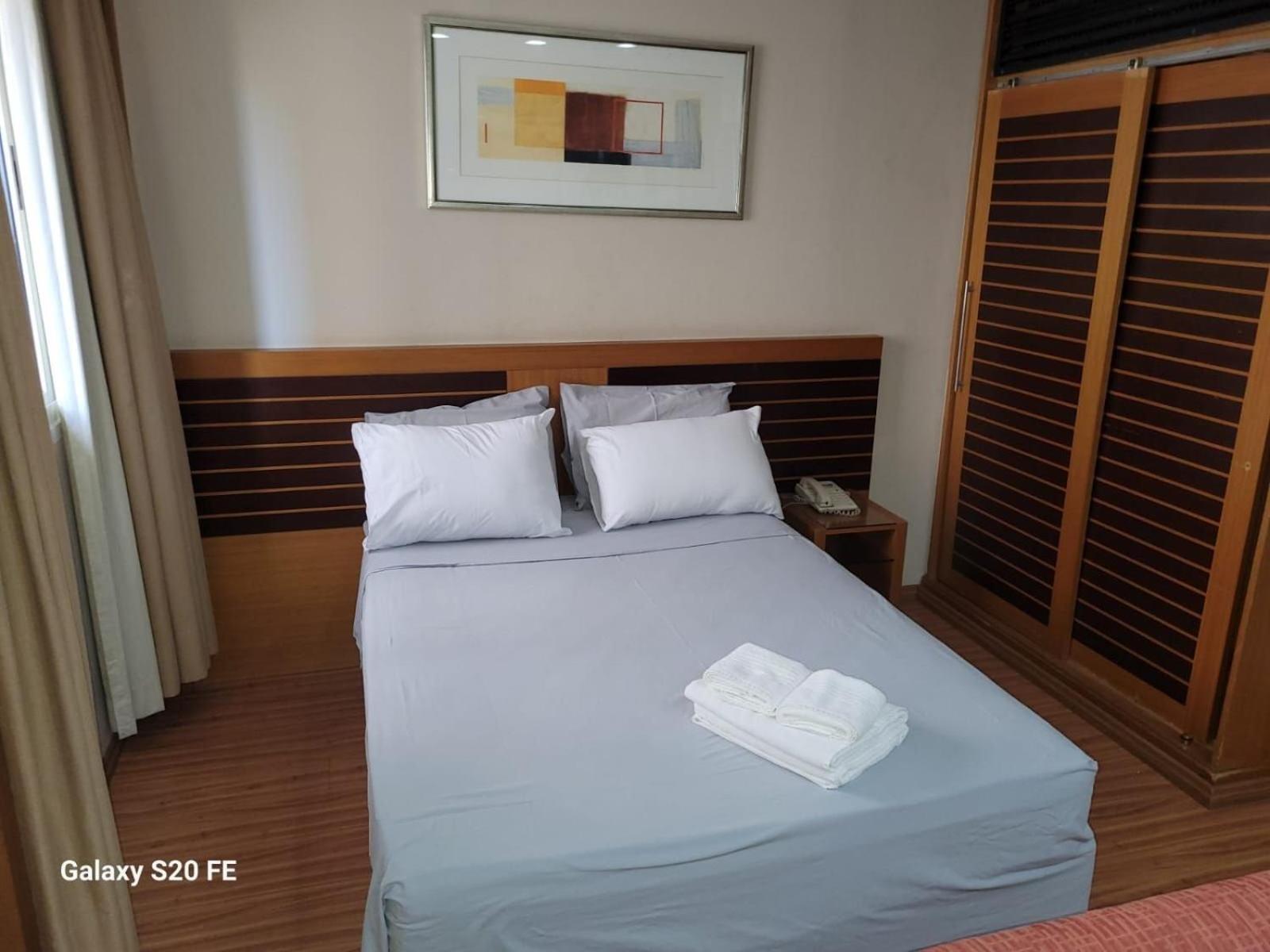 Elegant Flat Paulista Alameda Campinas Garagem , Pool, Ar Cod, Hotel Sao Paulo