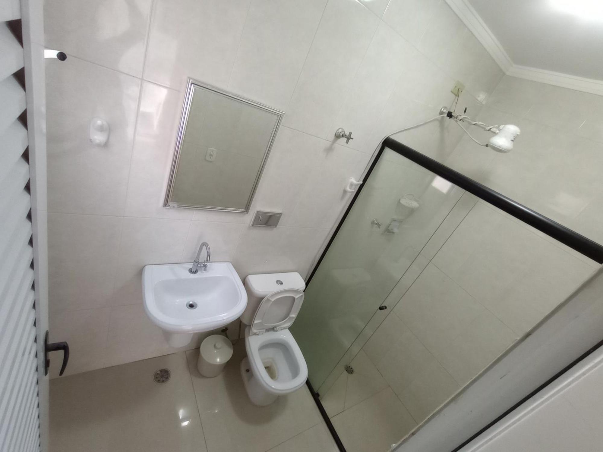 Guest house Casa Super Completa Com Cama King Size 5 Minutos Do Metro *