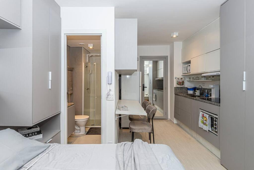Novo E Completo, Proximo A Paulista, Aos Hospitais Sirio Libanes E Nove De Julho, Shopping Frei Caneca, Smart Fit E Principais Pontos Turisticos *