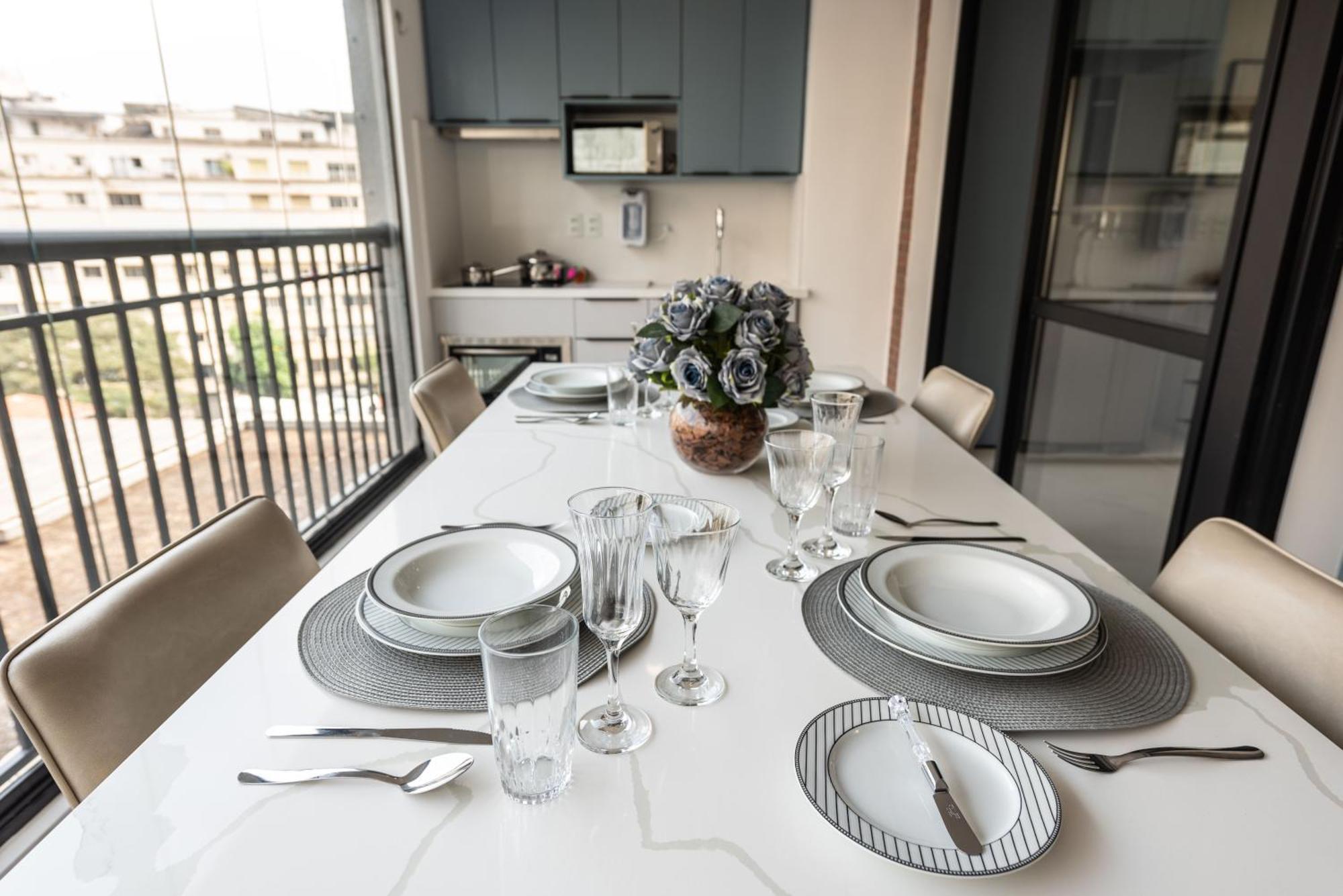 Rosemari's 22 Luxuoso Apartment
