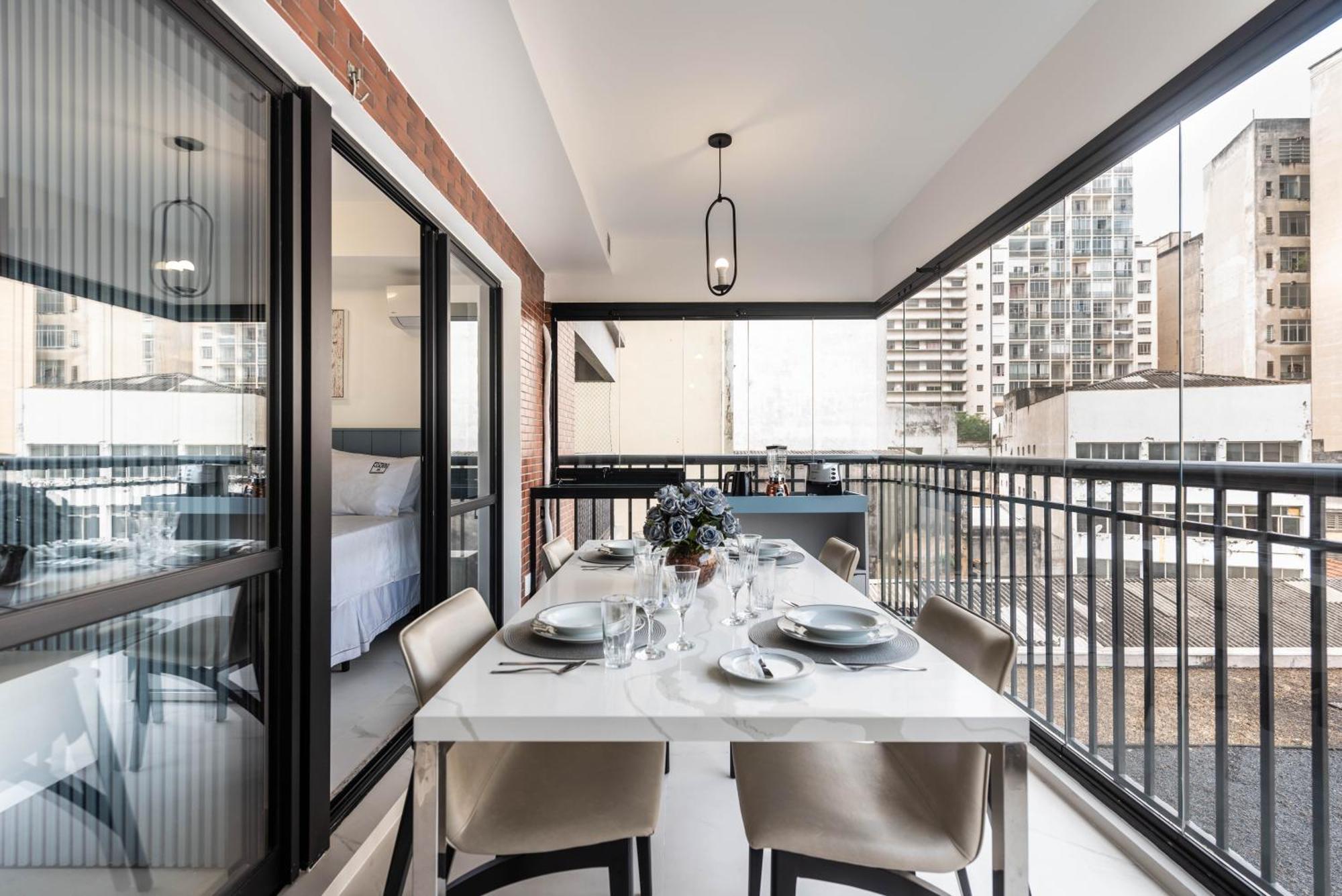 Rosemari's 22 Luxuoso Apartment