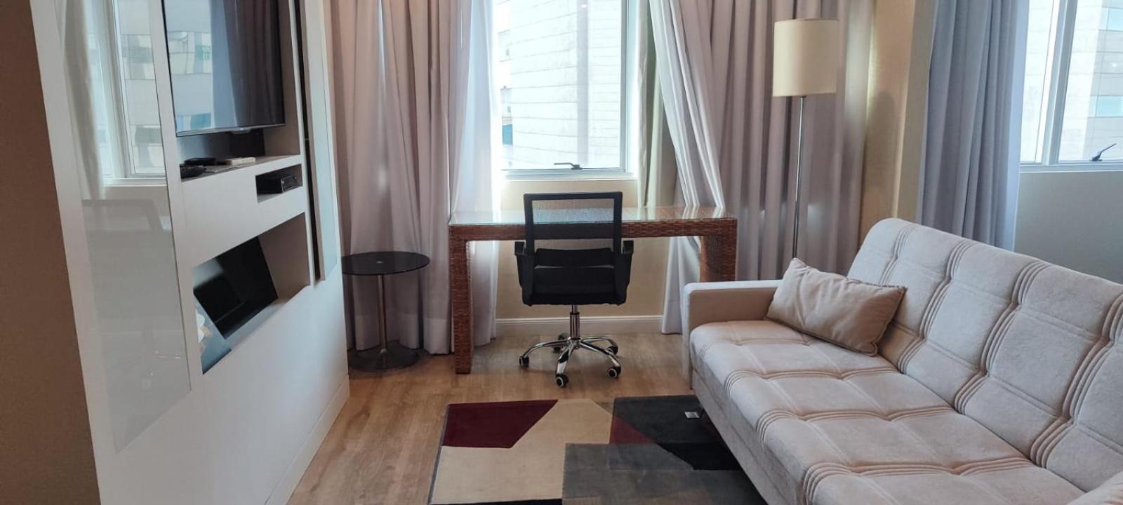 Flat Entre Os Shoppings Vila Olimpia E Jk Hotel 4*