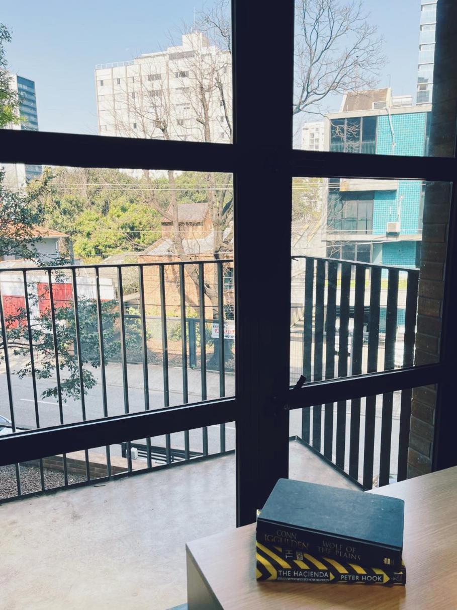 Housi Faria Lima Apartment