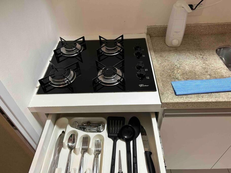 Apartemen Au97 Rua Augusta Com Vista Urbana Nas Alturas