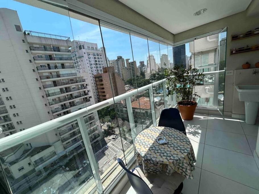 Au97 Rua Augusta Com Vista Urbana Nas Alturas Apartemen