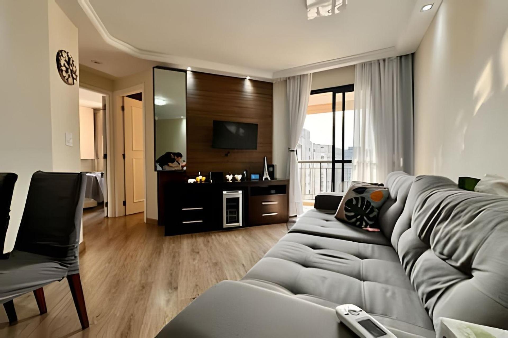 Daire Flats Em Moema: Metro, Wifi, Ar E Manobrista