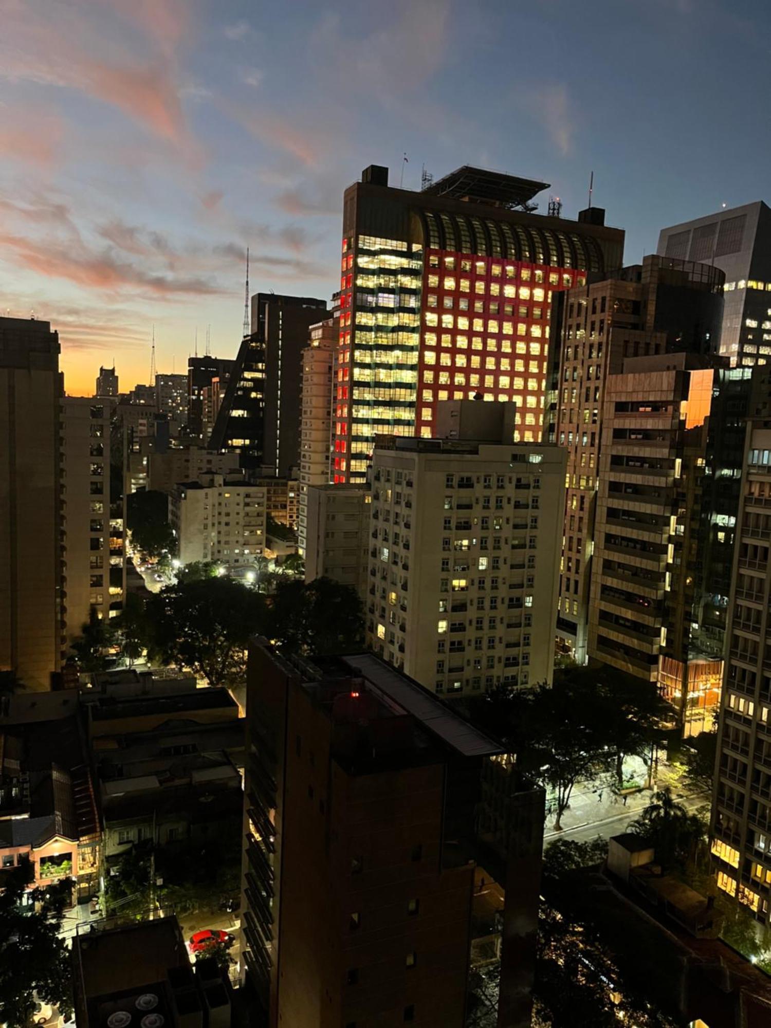 Flat Particular Internacional Plaza Alameda Santos Paulista Sao Paulo
