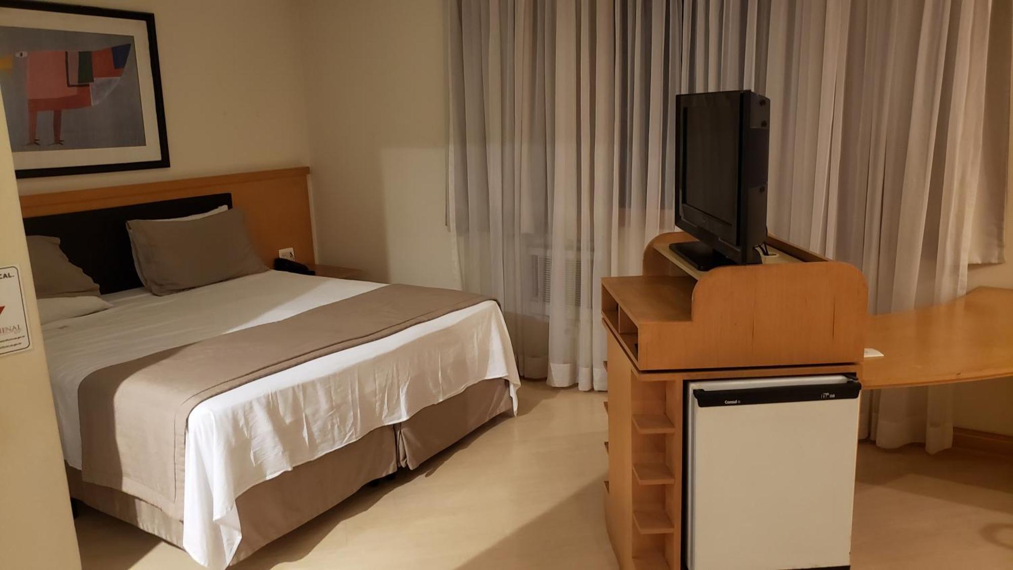 Hotel Bienal Flat *