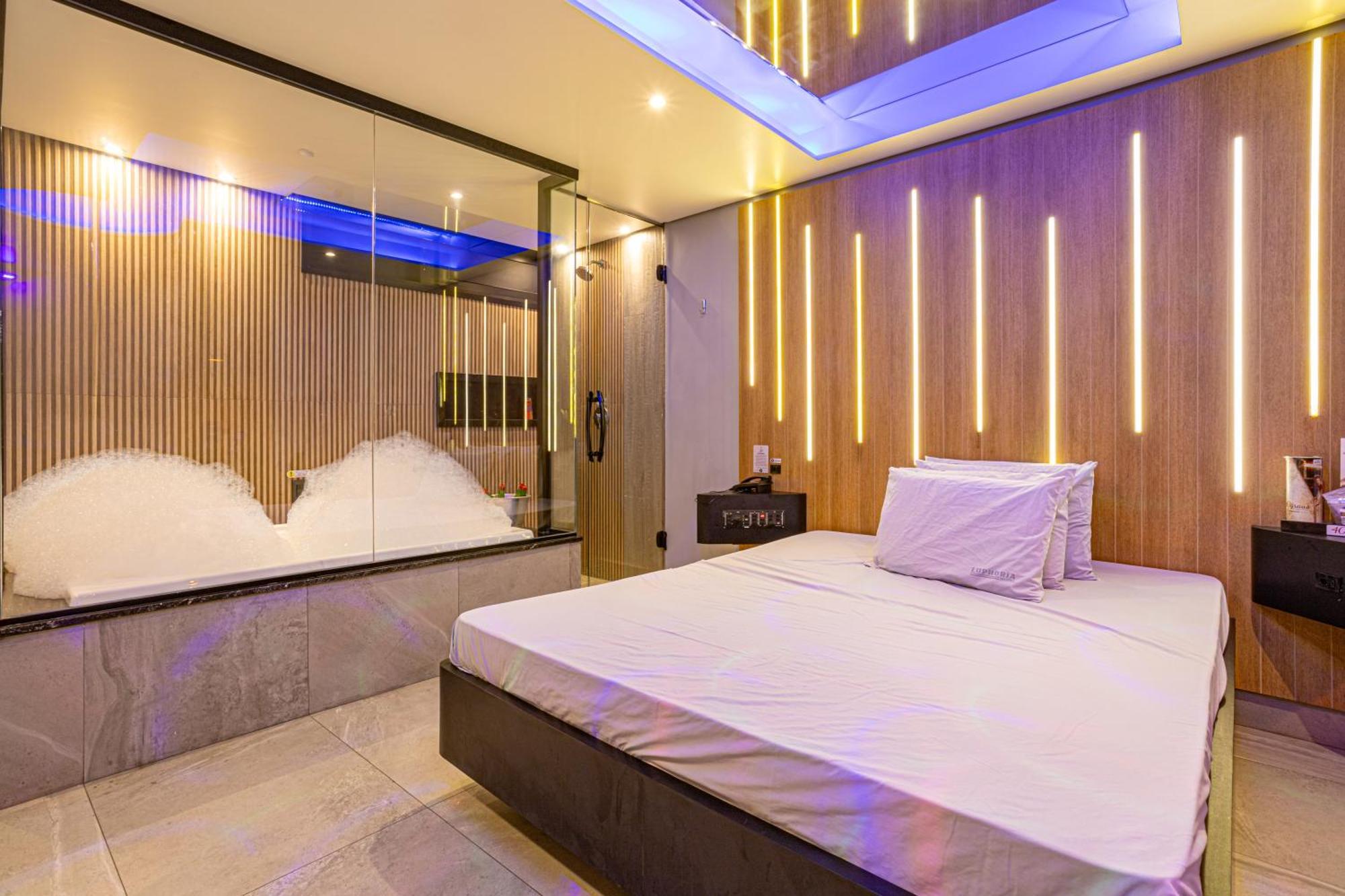 Euphoria Love hotel