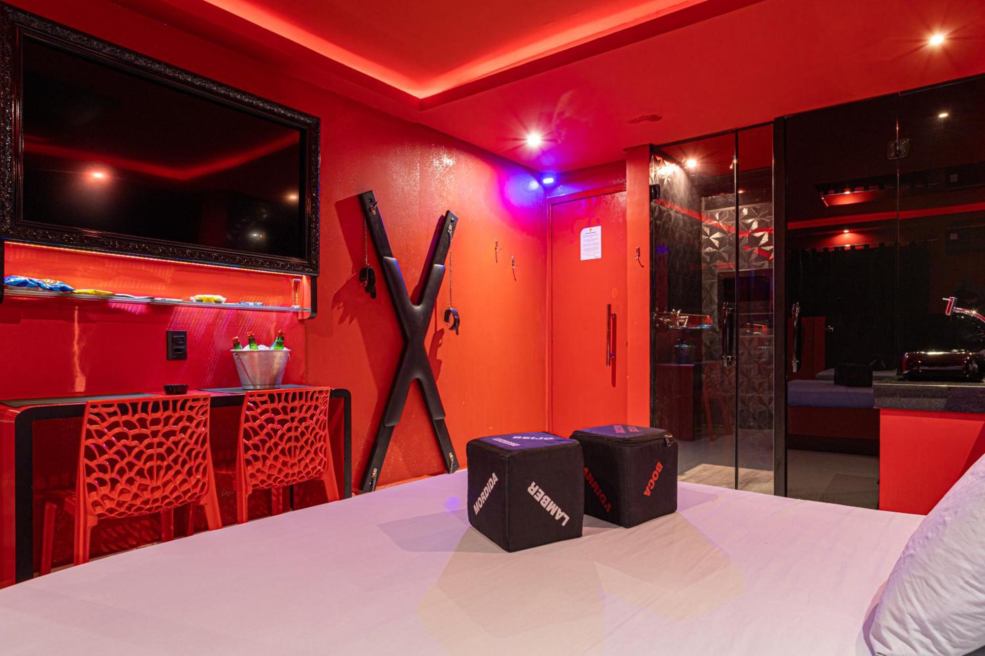 Love hotel Euphoria *
