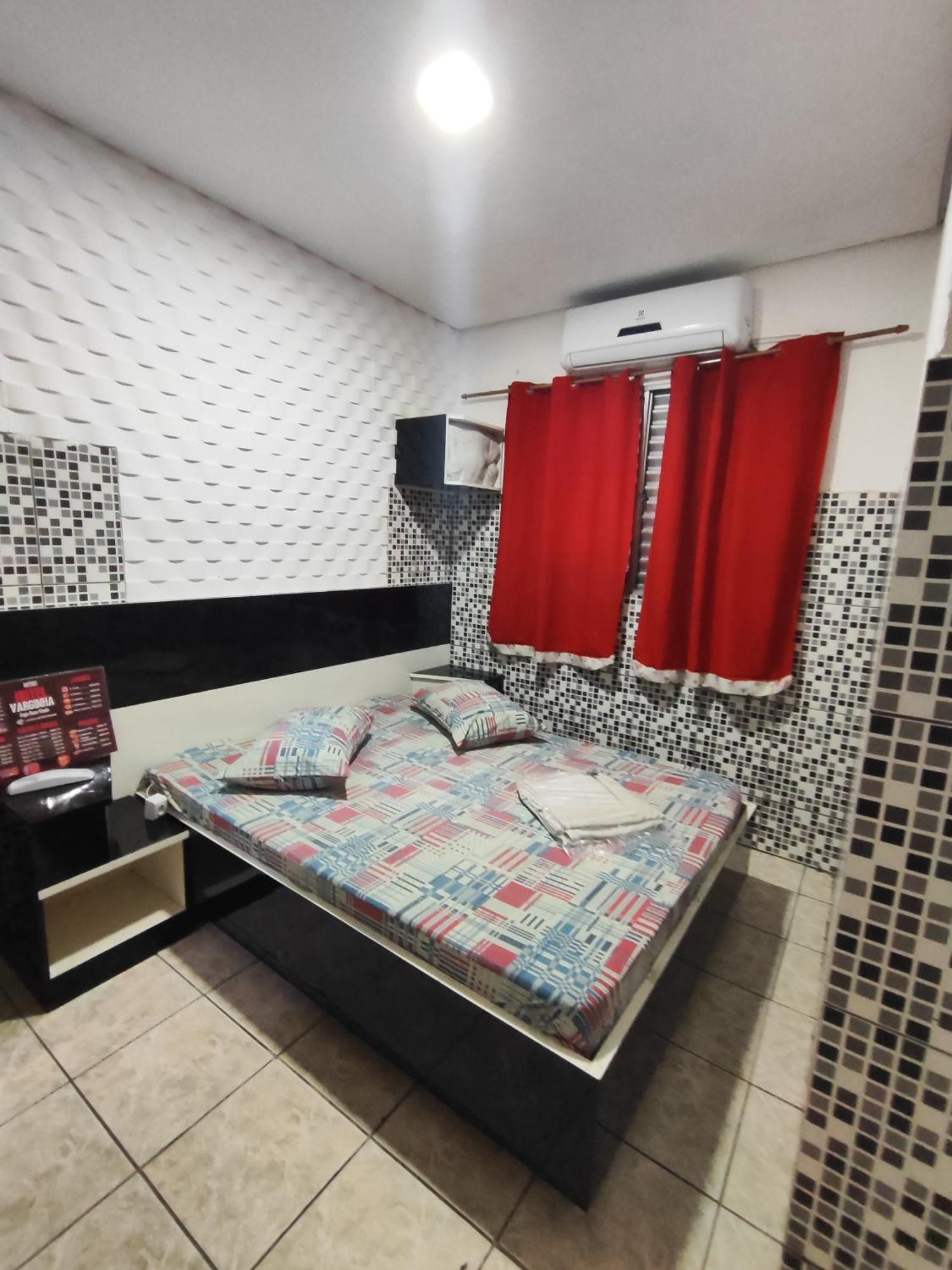 Varginha Hotel *