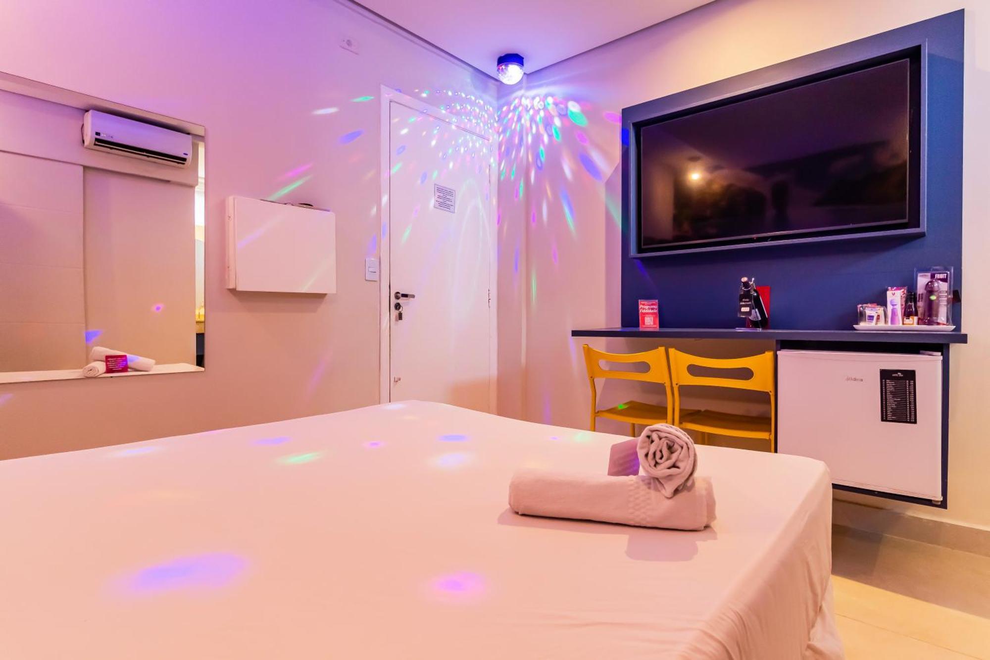 Radial - Radial Leste Love hotel *