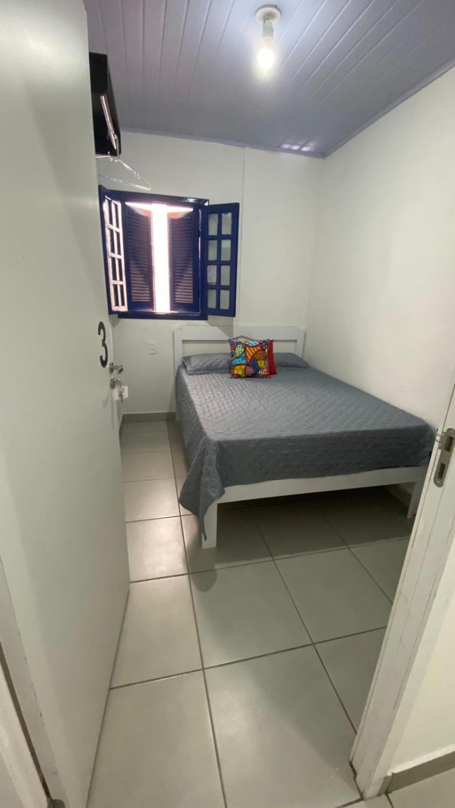 Vilarejo Pinheiros Hostel *
