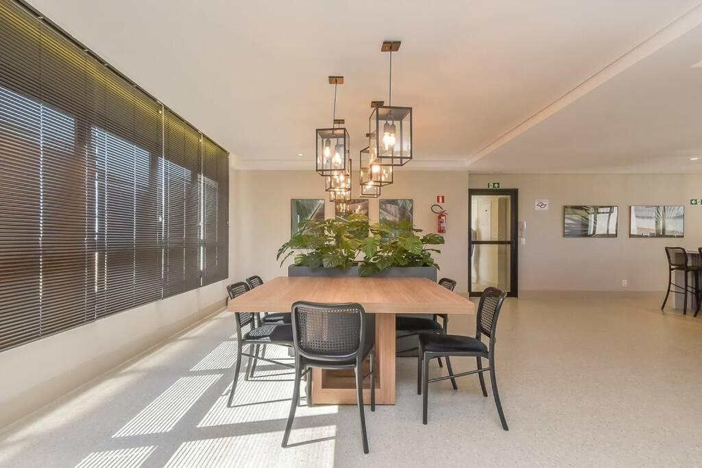 Boulevard Apartment *