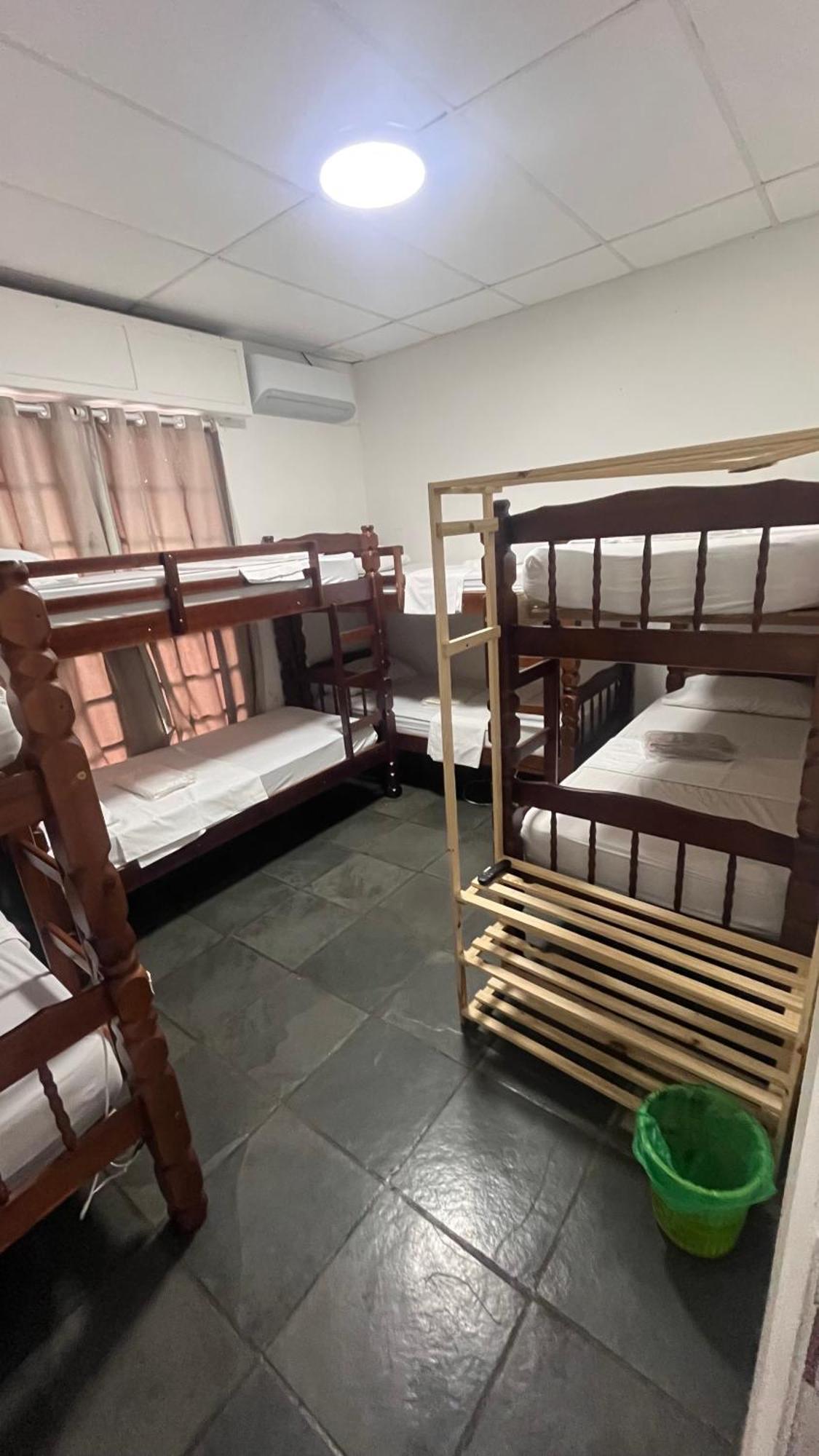 Coachhostel7 *