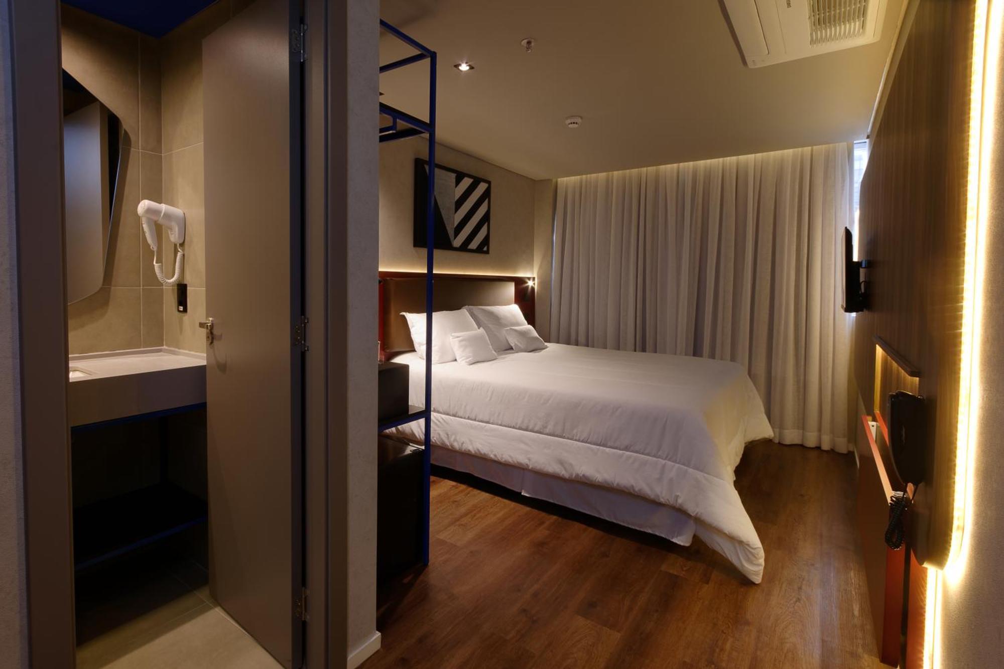 Golden Tower Express Nacoes Unidas By Fenix Hotel