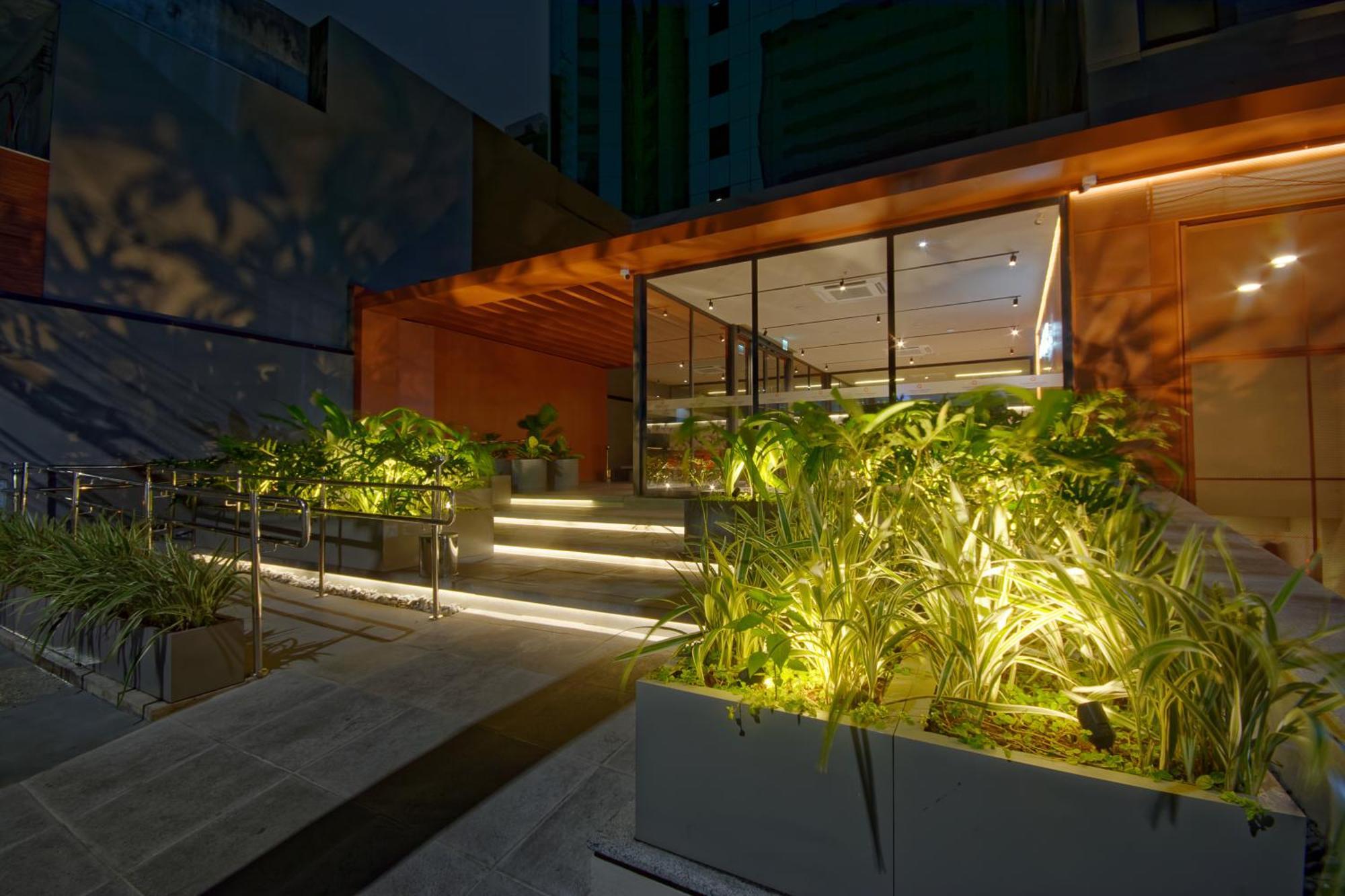 Golden Tower Express Nacoes Unidas By Fenix Sao Paulo