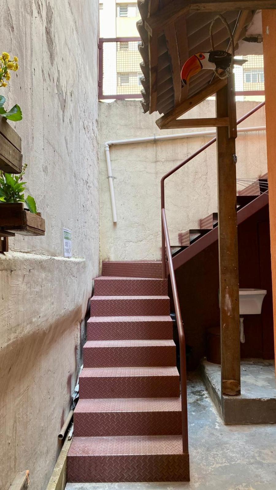 Vilarejo Pinheiros Hostel *