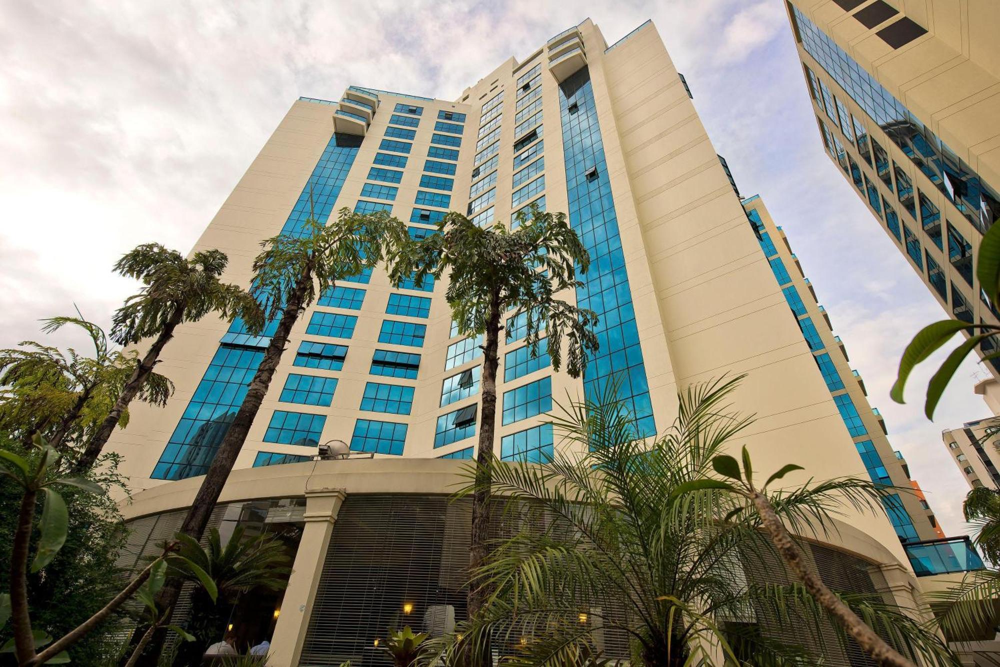 Uh1601 Av Ibirapuera Hotel 4*